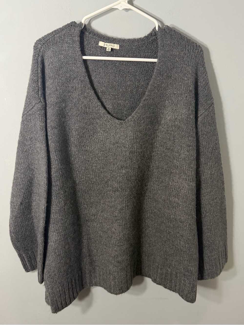 Z Supply Gray V-Neck Oversized Knit Sweater